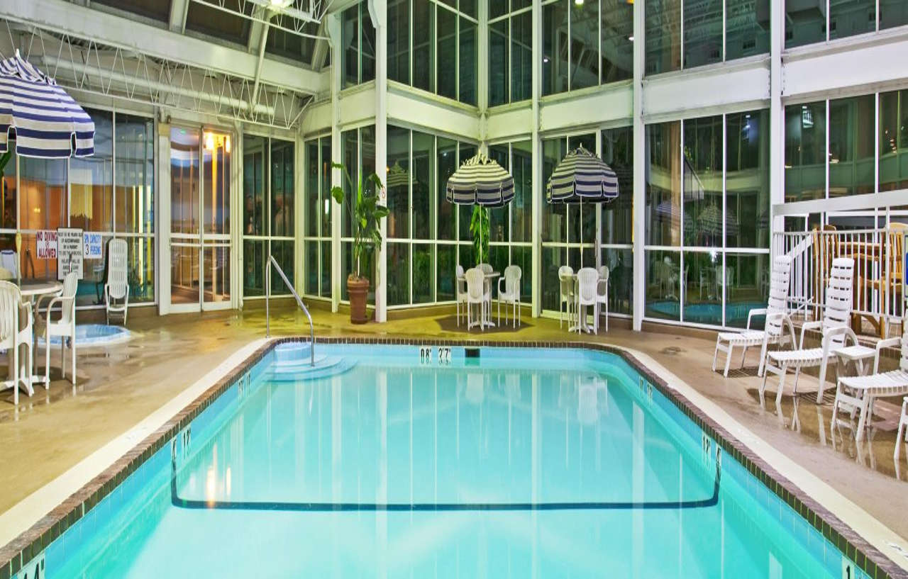 Holiday Inn Chicago - Elk Grove, An Ihg Hotel Elk Grove Village Eksteriør bilde